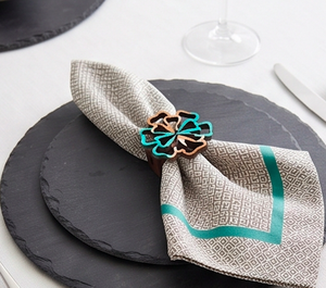 Anneau de serviette en bois moderne avec accents turquoise pour une décoration de table rustique, idéal pour la maison et la cuisine - Product Image 4