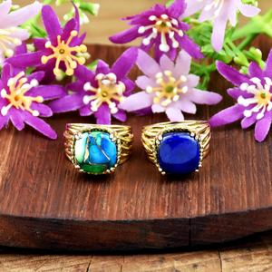 แหวนพลอยสีฟ้าครามธรรมชาติรูปทรงคุชชั่นประดับด้วยพลอยลาพิส ลาซูลี แหวนทองคำสไตล์โบโฮ - Product Image 2