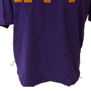 Fraternidad al por Mayor | Omega |   Camiseta de algodón jersey morada para hombre, transpirable, de secado rápido, con estampado en el bajo. - Product Image 4