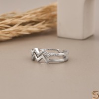 Bague pour femme en moissanite Zig Zag, alliance ouverte en forme de pyramide, 0,10 CT, empilable, plaqué rhodium, or massif 10 carats, Satani Brothers