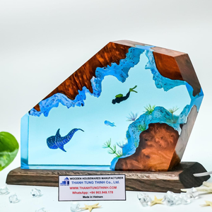 Lámpara Decorativa Única de Resina Epoxi con Diseño Oceánico, Hecha en Vietnam - Product Image 1