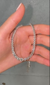 Collier chaîne tennis en argent 925 avec moissanite VVS1 ronde de 3 à 7 mm, idéal pour mariage, fête ou comme cadeau. - Product Image 5