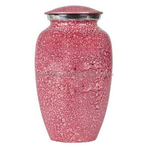 Grande urne de crémation en aluminium du fabricant indien Ornement funéraire gravé de style moderne pour adultes pour l'ambiance Lifestyle - Product Image 4