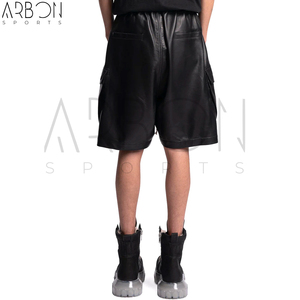 Shorts en cuir noir multi-poches, nouvelle collection, qualité supérieure, design et tailles personnalisés, prix d'usine, mode streetwear. - Product Image 3