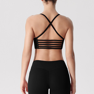 Sujetador deportivo de yoga con amortiguación, tirantes delgados y espalda hermosa - Product Image 4