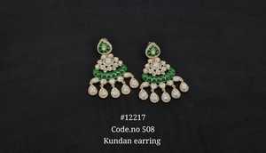 Pendientes Colgantes Kundan 12217, Pendientes con Dijes de Esmalte Chapados en Oro, Piedra Tallada en Forma de Pera, Joyería Kundan para Bodas y Fiestas - Product Image 3