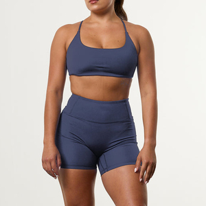 Ensemble de vêtements de sport pour femmes, soutien-gorge de sport taille haute et short, couleur unie, sans couture, respirant, vêtements de yoga et d'entraînement pour femmes - Product Image 3