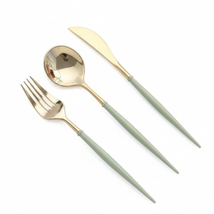 Juego de cubiertos de acero inoxidable chapado en oro verde salvia moderno y lujoso, elegante juego de utensilios para la cena en casa, para fiestas y hoteles. - Product Image 1