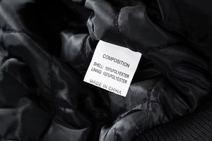 Chaqueta Universitaria de Béisbol Personalizada al por Mayor de Alta Calidad con Mangas de Cuero y Bordado Chenille para Hombre - Product Image 3