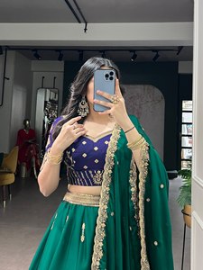 Lehenga Choli Morado Suave Más Vendido - Ropa Lista para Usar para Bodas y Eventos para Niñas y Mujeres - Product Image 4