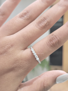 Anillo de Diamante Cultivado en Laboratorio, Corte Redondo, 0.45ct, Oro Rosa, Banda Trenzada con Pavé, Estilo Boda para Mujer - Product Image 1