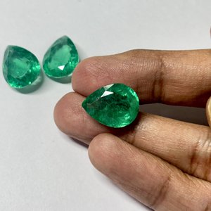 Cristal Sintético de Laboratorio al por Mayor, Corte Radiante, Cambio de Color, Gema Suelta para Joyería, Esmeralda Z 22 - Product Image 1
