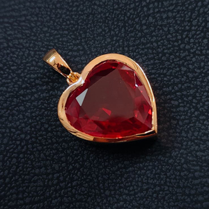 Colgante Unisex Deportivo y Moderno con Forma de Corazón de Diamante, Oro Sólido de 14kt y Moissanita, Joyas RIZTA, Aniversario - Product Image 1