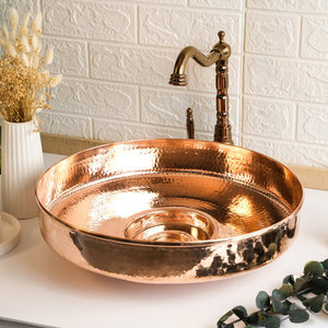 Évier encastré rond en cuivre martelé, design traditionnel et durable pour la maison - Product Image 6