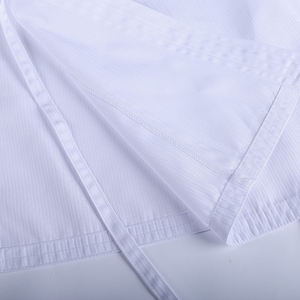 Uniforme de karaté personnalisé pour la pratique des arts martiaux - Product Image 5