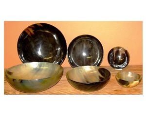 Plato de cuerno de búfalo natural para afeitar, fiambrera de formas ovaladas modernas rústicas, Vintage ensaladera de fiesta de estilo de diseño, incluye cuchara - Product Image 1