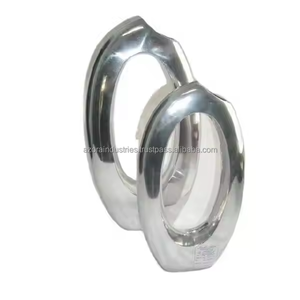 Decoración moderna para el hogar, jarrón de aluminio fundido hecho a mano por Azora Industries, alta calidad para mesa, sala de estar, comedor - Product Image 1