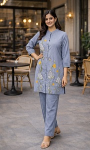 ชุดเซ็ตผู้หญิงคุณภาพสูง สีน้ำเงิน ผ้าฝ้ายแท้ สไตล์สาวออฟฟิศ แขนสั้น ราคาประหยัด สำหรับลูกค้าทั่วไป - Product Image 2