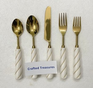 Ensemble de couverts en acier inoxydable au design européen vintage, manche en résine, finition miroir, plaqué or, vaisselle, couverts de table - Product Image 3