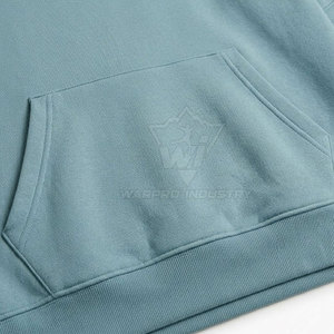 Survêtement d'hiver élégant pour homme avec imprimé et capuche, tissu léger et résistant pour l'exercice et les loisirs - Product Image 6