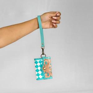 Tarjetero de Cuero Genuino Hecho a Mano para Mujer, Cartera Corta con Diseño Geométrico a Cuadros, Cierre de Botón, Estilo Moderno - Product Image 1