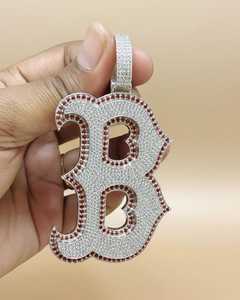 จี้เงินแท้ 925 ประดับเพชรโมอิสซาไนต์แบบ Iced VVS สั่งทำพิเศษ พร้อมสลักชื่อหรืออักษรย่อ ดีไซน์หรูหรา รับรองคุณภาพ สำหรับผู้ชาย - Product Image 4