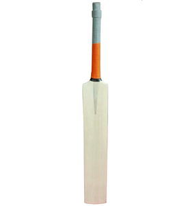 Bâtons de cricket légers haute performance en saule anglais de qualité A, faits à la main, pour l'entraînement de niveau club - Product Image 1