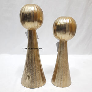 เชิงเทียนโลหะชุบทองรูปดอกไม้ ดีไซน์หรูหราทันสมัย เหมาะสำหรับตกแต่งบ้าน งานแต่งงาน หรือโต๊ะอาหาร - Product Image 2