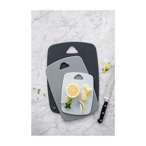 Set di 3 taglieri grigi con manici per uso in cucina - Product Image 2