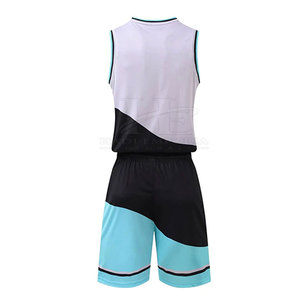 Uniforme de basket-ball durable pour hommes avec short en jersey confortable, vêtements de sport légers et respirants, idéal pour les entraînements d'équipe - Product Image 2