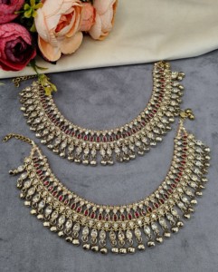 Paire de chevillères ajustables Ghungroo traditionnelles, serties de pierres CZ, pour mariage, mode ethnique, bijoux et accessoires de pied - Product Image 3