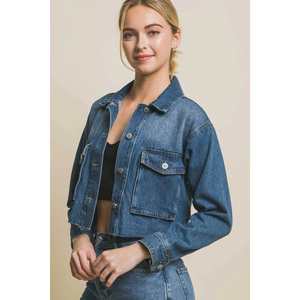 Veste en jean courte boutonnée à ourlet brut pour femme Love Tree Style - Product Image 2