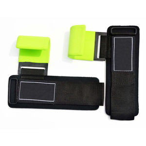 สายรัดข้อมือแบบหนาพิเศษพร้อมแผ่นรองนีโอพรีน 9 มม. สำหรับเดดลิฟท์ ดึงข้อ ยกน้ำหนัก ยี่ห้อ AMAZING INDUSTRIES - Product Image 4