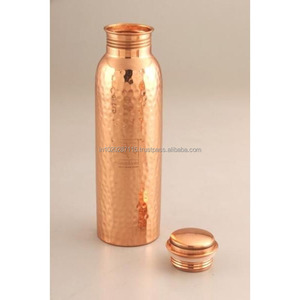 Auténtica botella de agua de cobre hecha a mano con propiedades ayurvédicas para una digestión saludable y bienestar diario - Product Image 6