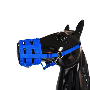 Muselière en nylon pour cheval avec collier de bridon réglable, harnais anti-ébavurage et anti-mastication - Product Image 2