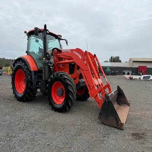 Tractor agrícola diésel Kubota M7131 premium, equipo compacto para agricultura, diseñado para un rendimiento fuerte y larga vida útil. - Product Image 4