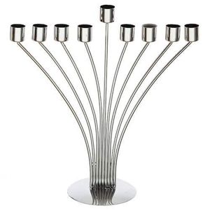 Chandeliers Menorah Traditionnels – Décoration Premium pour Célébrations Religieuses – Présentoir de Table Élégant – Artisanat Métallique Fait Main - Product Image 3