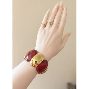 สร้อยข้อมือเรซิ่นวินเทจสำหรับผู้หญิง ดีไซน์ทันสมัย ผลิตด้วยมือคุณภาพสูง งานฝีมือประณีต พรีเมียม เหมาะสำหรับงานปาร์ตี้ - Product Image 1