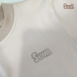 เสื้อยืดเด็กผ้าฝ้ายยูนิเซ็กซ์ สำหรับเด็กชายและเด็กหญิง สวมใส่สบายในฤดูร้อน ยืดได้ 4 ทิศทาง เนื้อผ้านุ่ม น้ำหนักเบา ผลิตในเวียดนาม คุณภาพพรีเมียม - Product Image 5