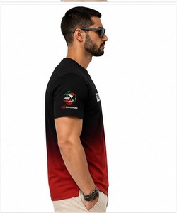 T-shirt da uomo stampate, eleganti, in cotone 100%, vestibilità ampia, a prezzi all'ingrosso vantaggiosi - Product Image 2