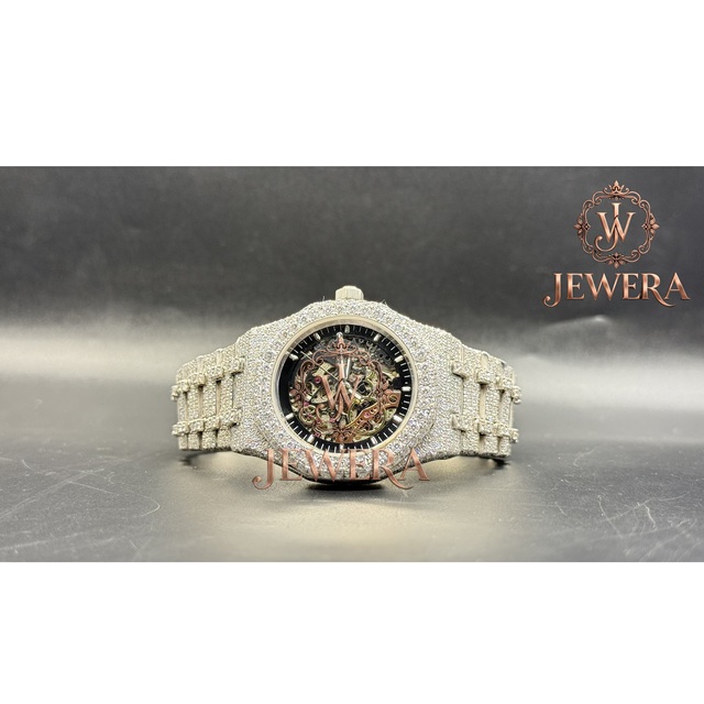 Mossinate Luxury Stainless Steel Analog Watch with Glass Dial Diamond Details Mechanical Movement Hip Hop Style for Men Women