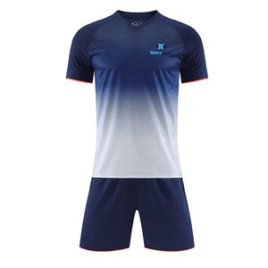 Tenue de football professionnelle pour équipe, confortable, taille personnalisée, ensemble d'uniformes de football disponible en stock - Product Image 1