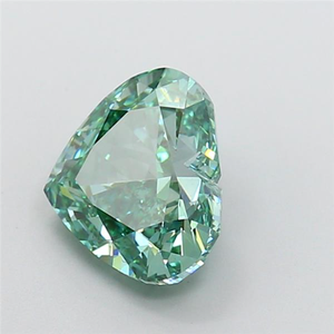 Exquise pierre précieuse verte de 2 carats, taille cœur, offrant une brillance symétrique élite et une clarté de couleur intense exceptionnelle. - Product Image 3