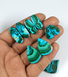 Pierres précieuses en vrac en gros : Paire de cabochons naturels de chrysocolle et malachite, pierres de guérison à facettes, fournisseur en gros Inde - Product Image 1