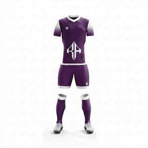 Ensemble de maillot de football à manches courtes avec impression sublimée violette, 100% polyester de haute qualité, pour hommes, par RIVIAN ATLANTIC - Product Image 2