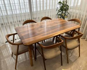 Ensemble de table à manger en teck massif moderne avec chaises scandinaves pour un intérieur de salle à manger minimaliste - Product Image 1