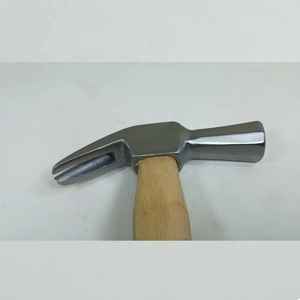 Martillo de Herrador de Acero Premium IRON, Herramienta para Herraduras, Herramientas Veterinarias, Marca Privada OEM - Product Image 6