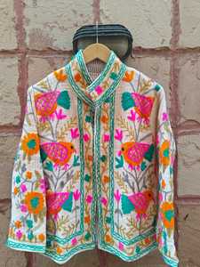 Veste en velours Sarong avec broderie florale, veste artisanale d'hiver unisexe avec doublure en coton, style bohème pour femmes - Product Image 3