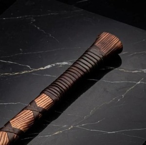 ขวานสองใบมีดทำมือ เหล็กตีขึ้นรูป ด้ามไม้ สำหรับการเอาชีวิตรอด - Product Image 4