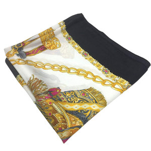 Écharpe en soie, matière douce et lisse, pour bandeau, tour de cou et accessoire vestimentaire élégant au quotidien. - Product Image 2
